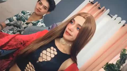 Snapshot of familystroke_twinny8 chatting on September 2025 12:45:02 AM Alexandra x Alexandro online show from September 2025 12:45:02 AM