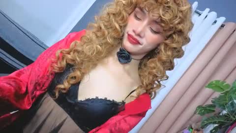 Snapshot of familystroke_twinny8 chatting on September 2025 04:51:02 PM Alexandra x Alexandro online show from September 2025 04:51:02 PM