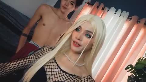 Snapshot of familystroke_twinny8 chatting on October 2025 02:07:01 AM Alexandra x Alexandro online show from October 2025 02:07:01 AM