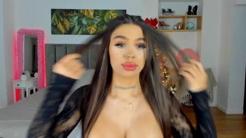 Jennifer online show from December 2024 01:51:01 AM