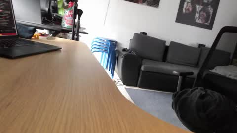 Snapshot of fandedanny chatting on September 2025 07:42:01 AM fandedanny online show from September 2025 07:42:01 AM