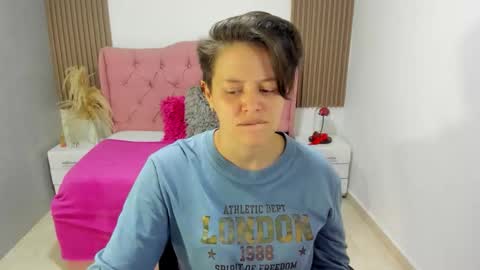 FANNY online show from April 2026 06:47:01 PM