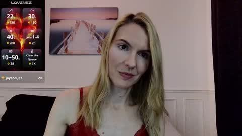 Snapshot of fanny_posy chatting on February 2025 01:25:02 AM Fanny online show from February 2025 01:25:02 AM