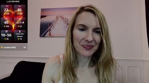 Snapshot of fanny_posy chatting on February 2025 05:02:02 AM Fanny online show from February 2025 05:02:02 AM