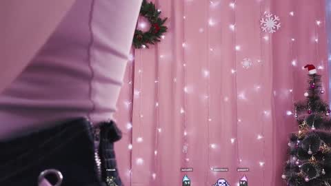 Kim online show from December 2024 10:23:01 PM