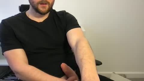 Snapshot of fantacyland chatting on January 2025 01:07:01 PM Alex online show from January 2025 01:07:01 PM