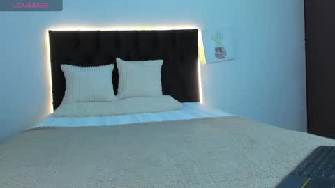 Snapshot of fantastic_asians2 chatting on May 2026 04:48:02 PM Ale online show from May 2026 04:48:02 PM