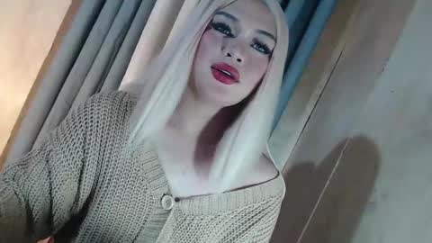 Snapshot of fantasticcock69_daniella chatting on May 2026 10:48:02 PM DANIELLA - DONT FORGET TO GIVE ME A THUMBSU UP online show from May 2026 10:48:02 PM