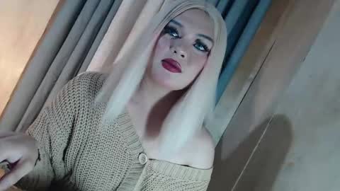Snapshot of fantasticcock69_daniella chatting on May 2026 09:54:01 PM DANIELLA - DONT FORGET TO GIVE ME A THUMBSU UP online show from May 2026 09:54:01 PM