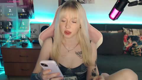 Snapshot of fantasy_lisa chatting on April 2026 02:22:02 AM Lisa online show from April 2026 02:22:02 AM