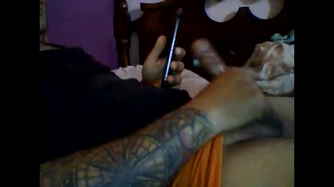 Snapshot of fantasylovers777 chatting on December 2024 01:06:01 PM LatinLover 777 online show from December 2024 01:06:01 PM