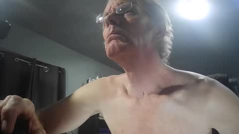 Snapshot of fantasyresort chatting on February 2026 04:08:01 AM fantasyresort online show from February 2026 04:08:01 AM