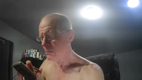 Snapshot of fantasyresort chatting on March 2026 04:36:01 AM fantasyresort online show from March 2026 04:36:01 AM