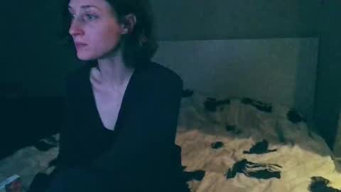 Kira online show from November 2025 11:54:01 PM