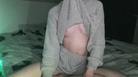 Kira online show from April 2026 02:03:02 AM