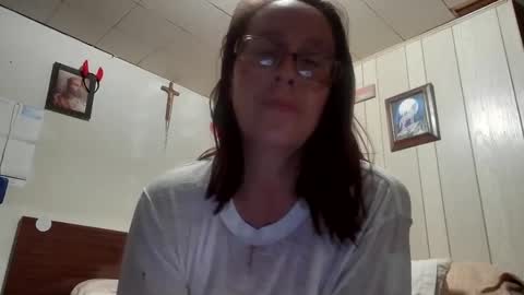 Snapshot of fapqueenc17 chatting on September 2025 07:24:02 AM Scarlett online show from September 2025 07:24:02 AM
