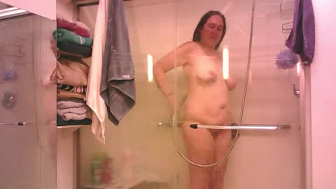 Scarlett online show from December 2025 04:25:02 PM