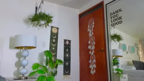 Farah online show from January 2026 12:07:01 PM