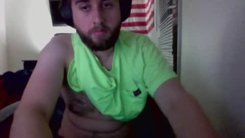 Snapshot of farmboy2398 chatting on January 2025 11:23:01 PM farmboy2398 online show from January 2025 11:23:01 PM