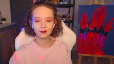 Fascinating   Eyes online show from December 2024 06:05:01 PM