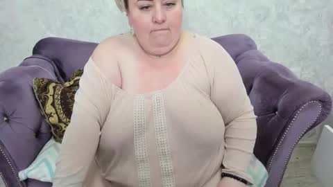 fashiona online show from September 2025 05:09:02 AM