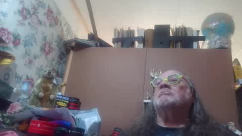 Fred. online show from March 2026 07:35:01 PM