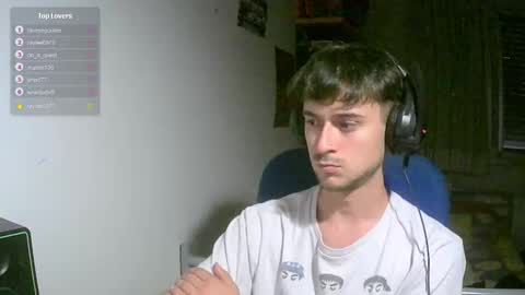 Snapshot of fatthickdickboy chatting on October 2025 03:18:01 PM ThickDickTeen online show from October 2025 03:18:01 PM