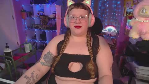 Snapshot of fatveronica chatting on March 2026 11:38:01 AM FatVeronica online show from March 2026 11:38:01 AM