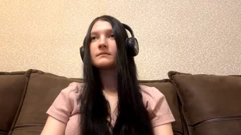 Aurora 18yo online show from January 2026 09:23:02 AM