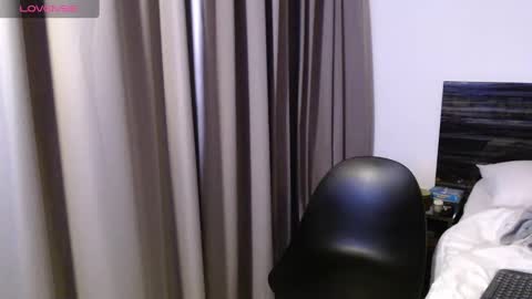 Snapshot of faustosaenz chatting on March 2025 04:51:02 PM FAUSTO online show from March 2025 04:51:02 PM