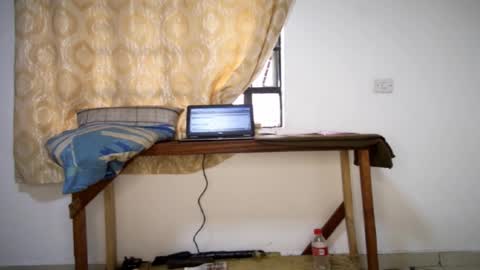 favgal online show from November 2025 06:03:01 AM