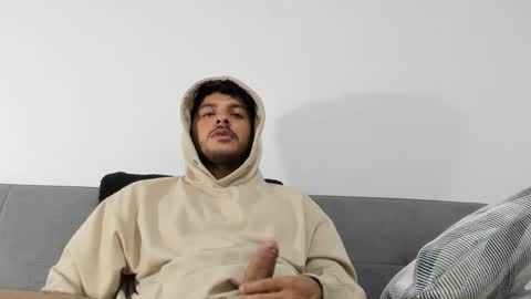 favid95 online show from December 2024 12:48:02 AM