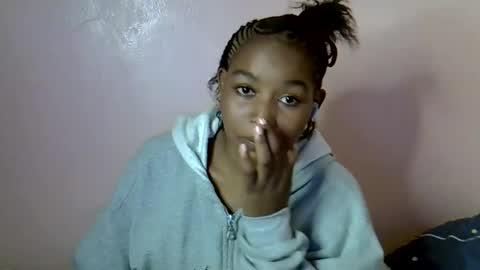 Snapshot of fay_love chatting on February 2026 09:18:02 PM love online show from February 2026 09:18:02 PM