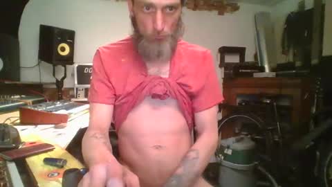 Snapshot of feelfemdom chatting on January 2025 08:31:02 PM feelfemdom online show from January 2025 08:31:02 PM