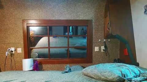 Snapshot of feelingverynaughty chatting on January 2025 07:29:02 PM ask me online show from January 2025 07:29:02 PM