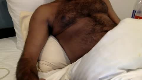 HairyBrownGuy online show from January 2026 06:01:01 PM