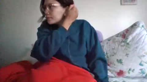 Snapshot of feetnymph chatting on October 2025 10:04:01 PM Soley online show from October 2025 10:04:01 PM