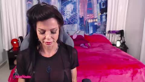 Snapshot of feliciahardon chatting on July 2026 11:32:02 PM Felicia Hardon online show from July 2026 11:32:02 PM