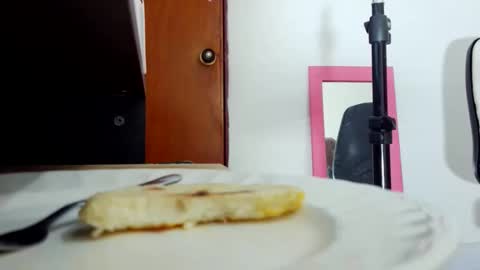 andres felipe benitez online show from November 2025 01:40:01 AM