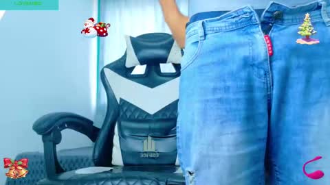 felipehot_gonzales online show from November 2025 12:37:02 PM