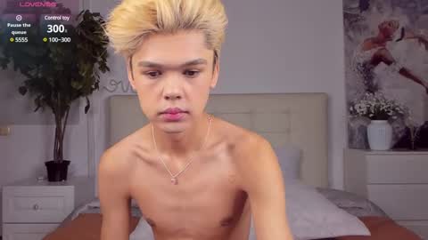 Felix online show from March 2025 04:32:02 PM