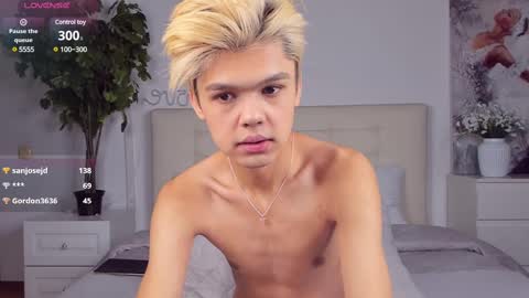 Felix online show from March 2025 08:27:02 PM