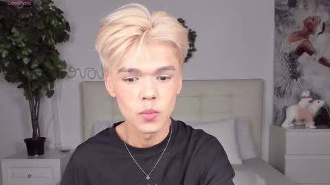 Felix online show from December 2025 06:46:02 PM