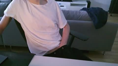 Snapshot of felixsagg chatting on June 2026 12:36:02 PM felixsagg online show from June 2026 12:36:02 PM