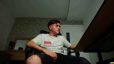 FelixStark online show from October 2025 05:58:02 PM