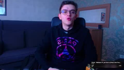 Snapshot of felixstark chatting on February 2026 06:29:02 AM FelixStark online show from February 2026 06:29:02 AM