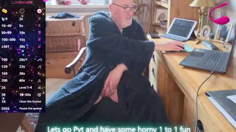 Adam online show from March 2026 08:07:01 AM