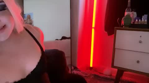 this is justice tricia a bigelow. she was fucking my husband tom girardi online show from February 2025 08:47:02 PM