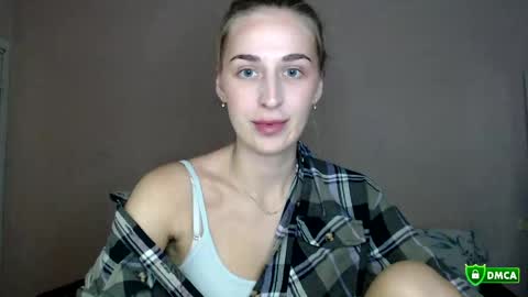 Snapshot of femkedejager chatting on April 2026 08:55:02 PM Femke online show from April 2026 08:55:02 PM