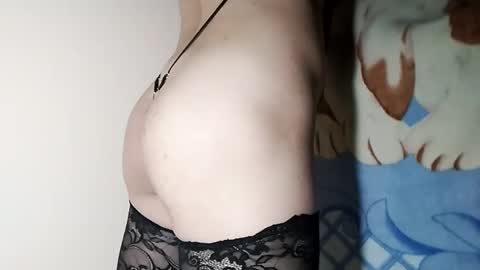 Snapshot of femlind chatting on October 2025 05:39:02 AM femlind online show from October 2025 05:39:02 AM